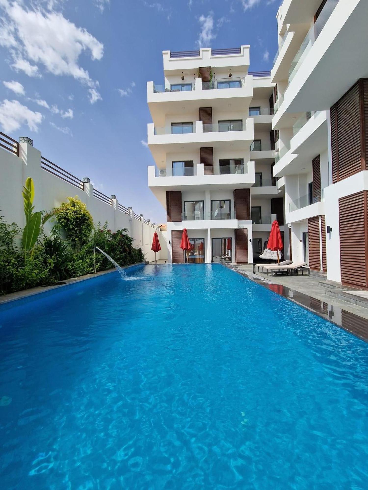 Sanctuary Sunlit Hurghada Haven With 4 Pools, Rooftop Sunsets & Gourmet Bites Steps Away Esterno foto